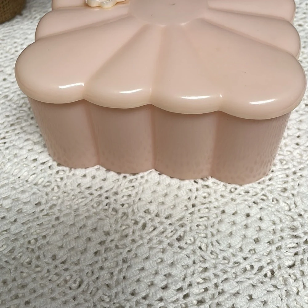 VTG Vanity Box - Picture 9 of 11